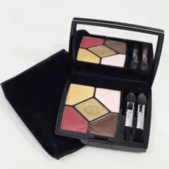 ◯DIOR サンク クルール 837 デビリッシュ アイシャドウ