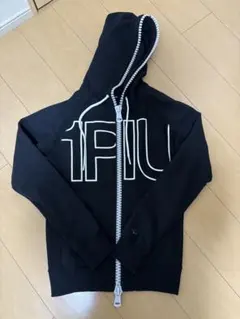 1PIU1UGUALE3 黒 セットアップ　値下げ中