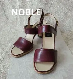 【未使用品】NOBLE プロデュース　ボルドー ストラップ サンダル　23.5のサムネイル