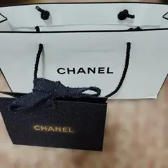 CHANEL ホワイトショッパー