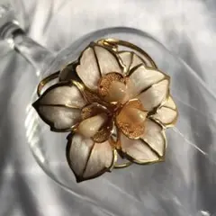 ビンテージ 花モチーフ ブローチ コサージュ
