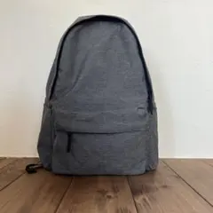 無印良品　肩の負担を軽くするリュックサック　グレーのサムネイル