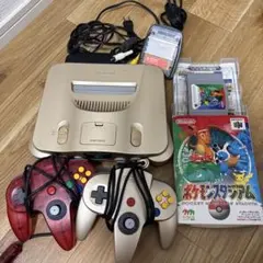 任天堂 ロクヨン64 希少ゴールド本体＋コントローラー＋ソフト5本！ 任天堂 ロクヨン64 希少ゴールド本体＋コントローラー＋ソフト5本