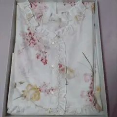 Item thumbnail for item 89d8bc20-8aaa-4507-874a-918c8abe47d4