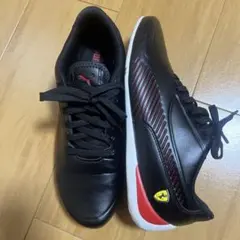 PUMA Ferrari スニーカー ブラック レッドのサムネイル