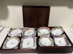 花柄陶器食器セット 8個 木製収納箱付き