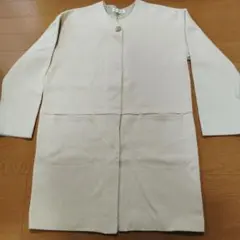 ベージュ ノーカラージャケット