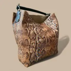 Item thumbnail for item c8e92f97-a274-46c7-b753-c228ed782271