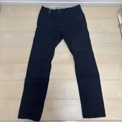 DIESEL チノパン ネイビー色 W28