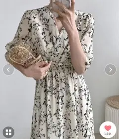 花柄Vネックロングワンピース