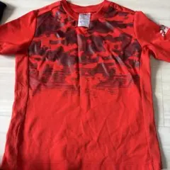 赤いTシャツ climacool 120 サッカー