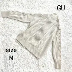 美品❗️きれいめ肩スタッズ【GU ジーユー】ケーブル編み長袖ニット M