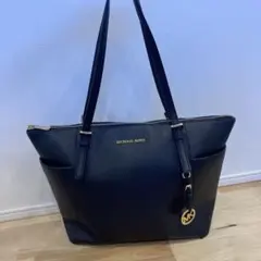 MICHEAL KORS ブラック トートバッグ 通勤 ビジネスバッグ 美品