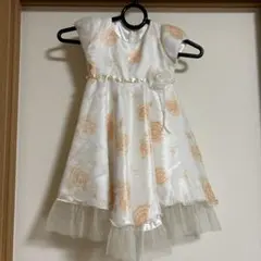 子供、女の子　フォーマルドレス 白とオレンジ 花柄　結婚式
