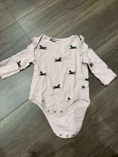 ★Gap babyピンクロンパース3-6month