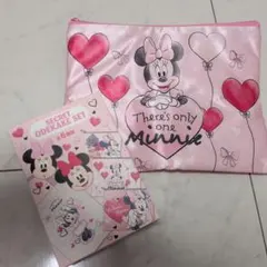 ディズニーストア新品シークレットおでかけセット ミニー　ポーチ ミニパル②