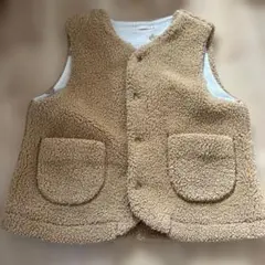 UNIQLO 110センチ　ベスト