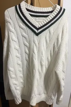 GU ホワイト ケーブル編み セーター ニット Mサイズ