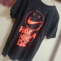 激安！ナイキ Tシャツのサムネイル