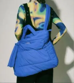 極美品MAISON SPECIALコバルトブルー ショルダーバッグのサムネイル