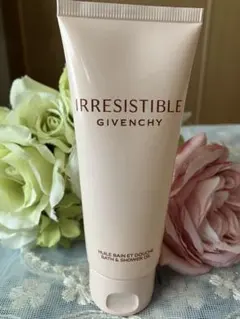 未使用❤️ジバンシー irresistible シャワーオイル 75mlのサムネイル
