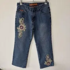 DANIEL デニムパンツ 花柄刺繍 クロップド丈のサムネイル