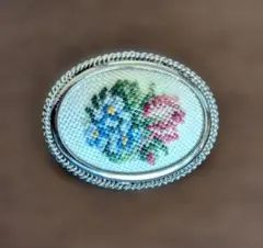 コースター 刺繍 スミレ 北欧 ヴィンテージ - メルカリ