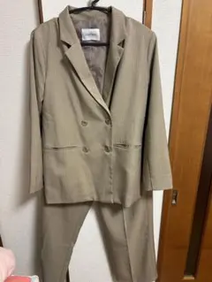 ストライプ柄ダブルブレストセットアップ