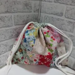 小花柄　猫柄　フルーツ柄　パッチワーク　巾着袋　ピンク　ブルー