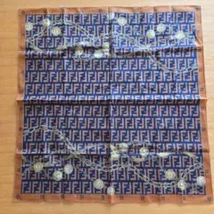 【FENDI】フェンディ ハンカチ FFロゴのサムネイル