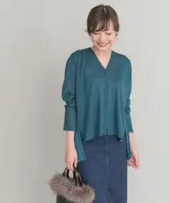 アーバンリサーチロッソ　ウール混　バックプリーツ　ニット　カーディガン