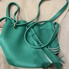 韓国レザーショルダーバッグ フリンジ付き