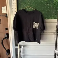 №16 kissmarkブラック ポケット付き半袖TシャツLのサムネイル