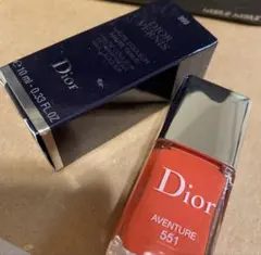 新品Dior ディオール ヴェルニ 551 AVENTURE ネイルのサムネイル