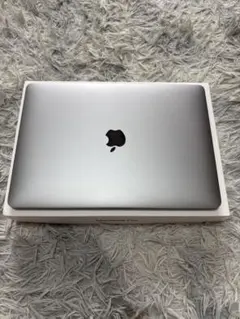 MacBook Pro 13インチ (Mid 2020) i5/8G/256G