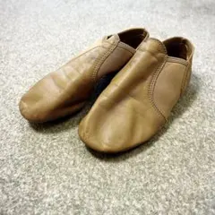 ☆カペジオ　ジャズシューズEJ2C ベージュ（キャラメル）6W 21.5cm