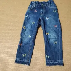 GAP蝶の刺繍入りデニムパンツ