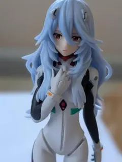 ②エヴァンゲリオン　綾波レイ　　フィギュア　ロングヘアー