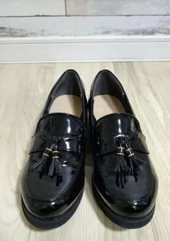 Item thumbnail for item e6bd4b82-a8b8-4280-8689-41c6850cefbb