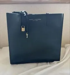 Item thumbnail for item 515842f7-a843-4206-ba2f-f621c1d754df