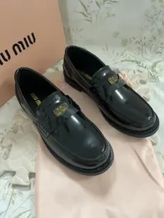 MiuMiu ブラック レザーローファー 24.5cm