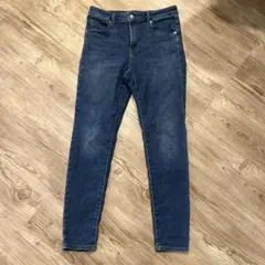 ウルトラストレッチスキニージーンズ　29インチ
