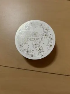 【新品未使用】コスメデコルテ ルースパウダー クリスマスコフレ2024