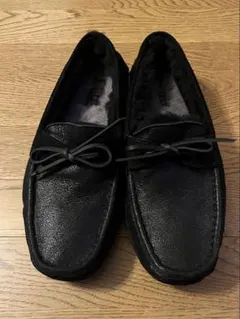 UGG モカシン ブラック スリッポンのサムネイル