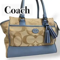 Coach コーチ　ハンドバッグ ベージュ　キャンバス　シグネチャー　タッセル