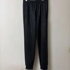 adidas グラフィックモノグラムSST トラックパンツ IL5149
