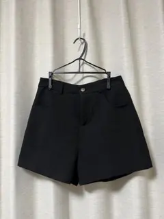 ブラックショートパンツ ハイウエスト 韓国ファッション 綺麗め