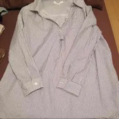 長袖シャツ