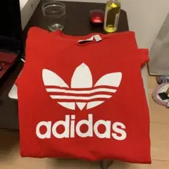 アディダス　Tシャツ