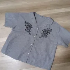 【美品】INGNI イング☆半袖 刺繍入りチェックシャツ☆Mサイズ